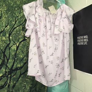 Cold shoulder light purple top